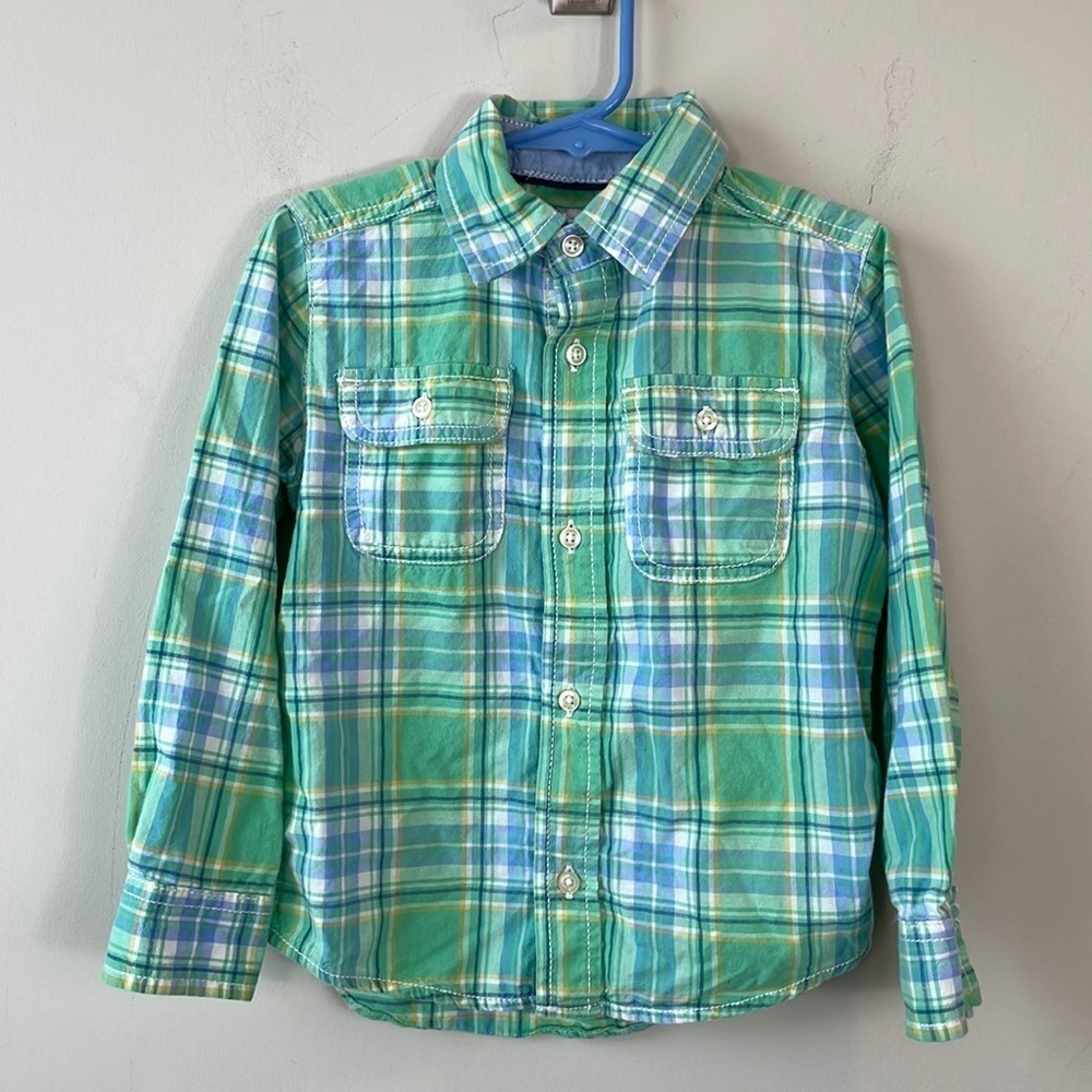 * Carter’s plaid long sleeve button down shirt boys size 4T